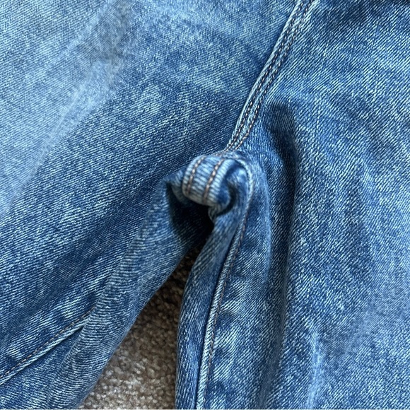 Old Navy Extra High Rise Blue Acid Wash Flare Jeans Women's Size 14 NWOT Boho - Picture 9 of 14